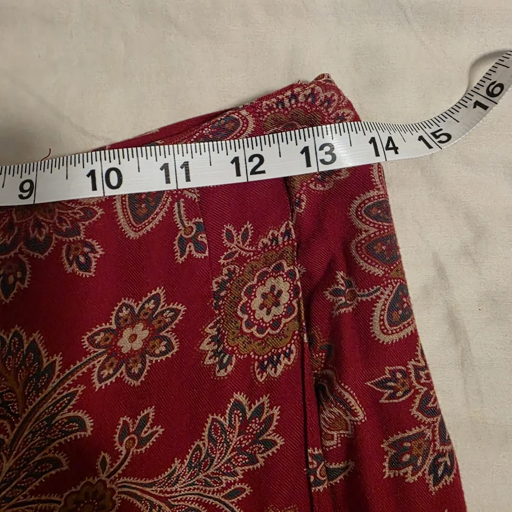 Talbots Vintage Midi Wrap Paisley Red Skirt Petite 90s Equestrian Size 6 Friends